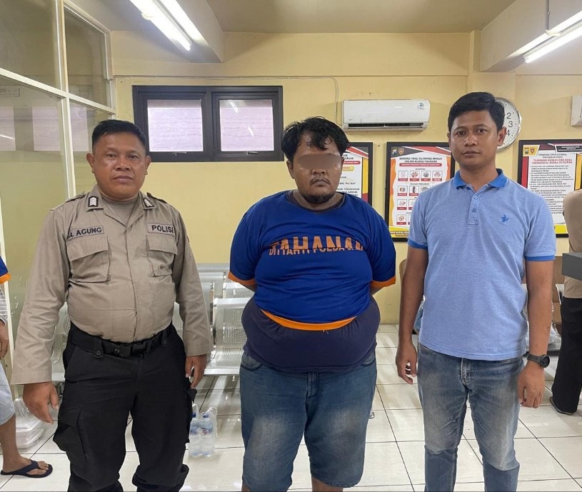 Pelaku pencurian diapit anggota