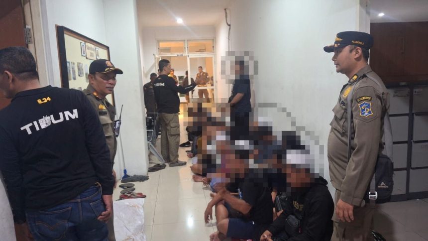 Pemuda yang terjaring Satpol PP