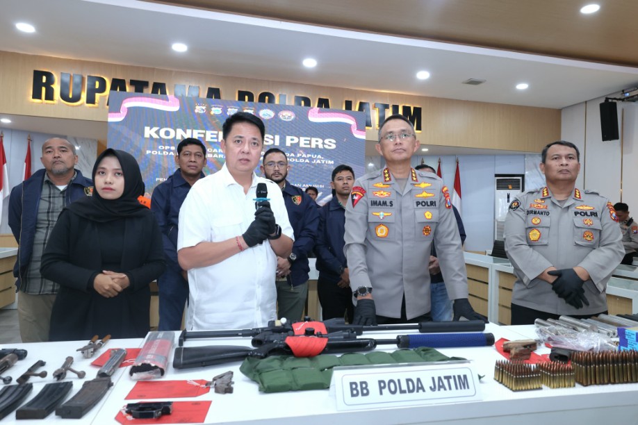 Kapolda Jatim pamerkan senjata ilegal 