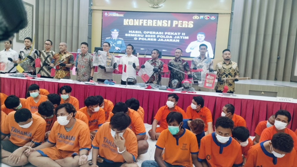 Ratusan Preman di Polda Jatim 
