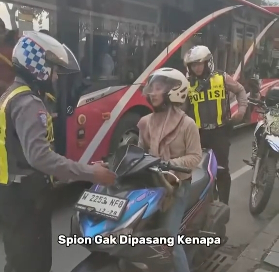Razia anggota Satlantas Polrestabes Surabaya, motor melanggar lalulintas 