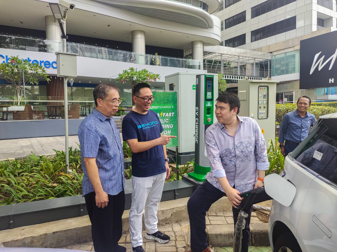 Utomo Charge+ Akselerasi Pembangunan SPKLU