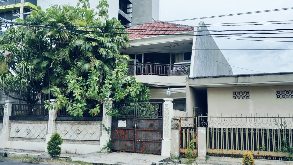 Rumah kosong yang disatroni maling 