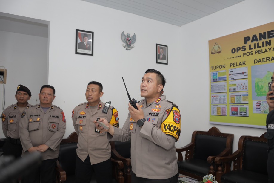 Kapolres Blitar cek kesiapan operasi Lilin 2025