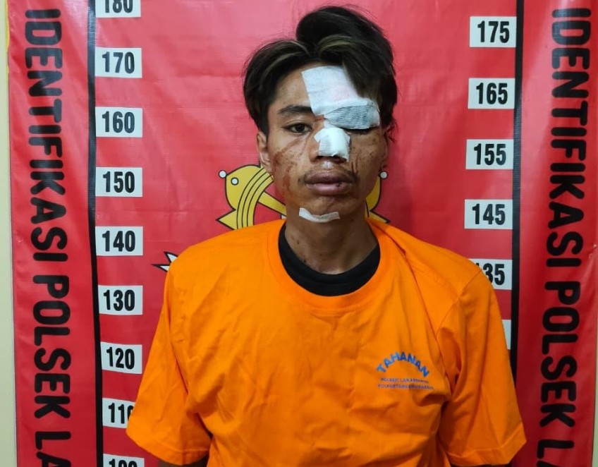 Pelaku pencuri motor boyok dihajar warga 