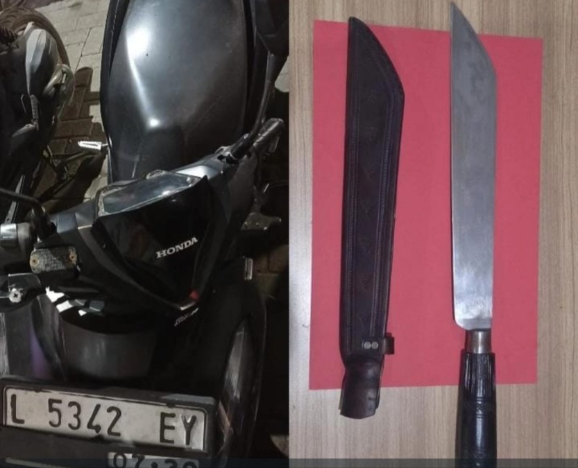 Barang bukti yang disita dari pelaku jambret 