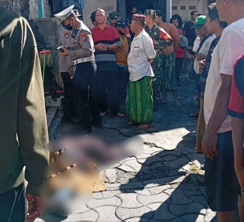 Korban diduga pembunuhan dilokasi kejadian