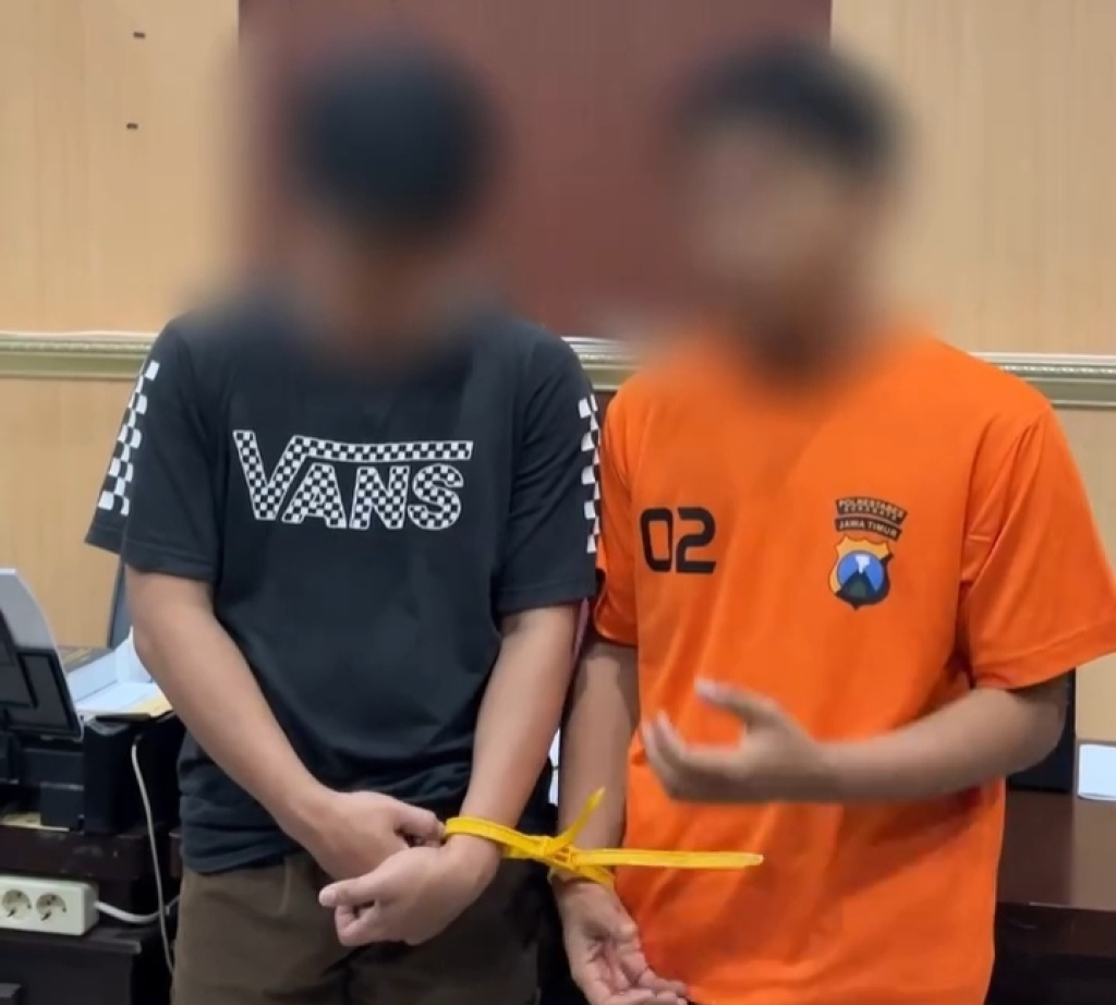 Dua pelaku pengeroyokan dan pembacokan