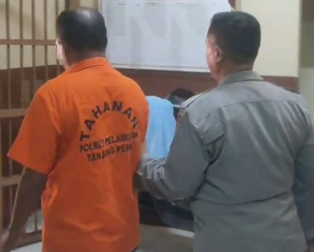 Pelaku di Polsek Pabean Cantikan Surabaya