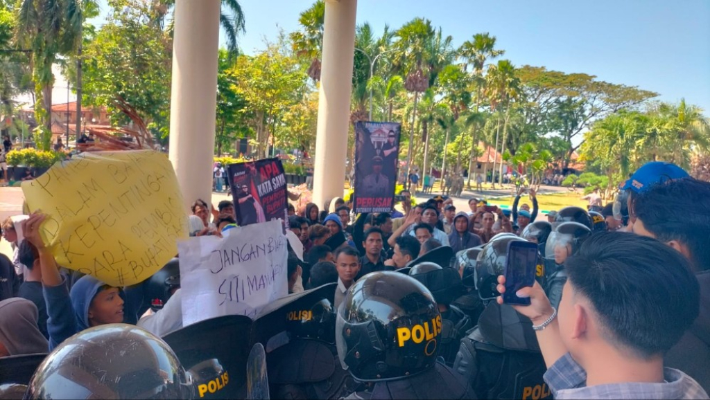 Demo jilid 3 di Pamekasan