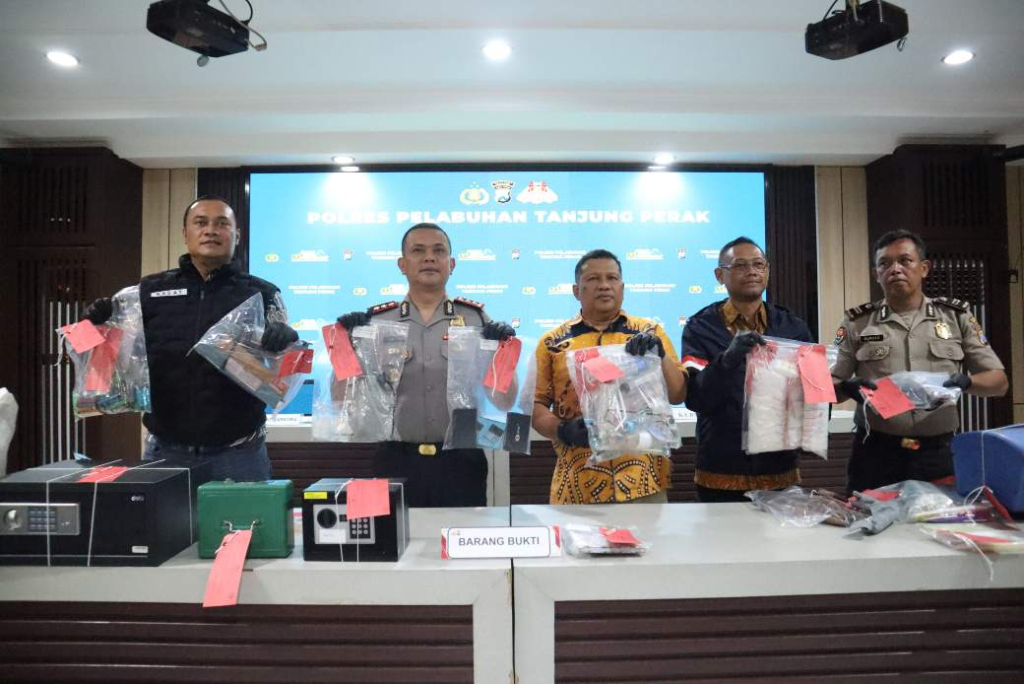 Polres Tanjung Perak Surabaya