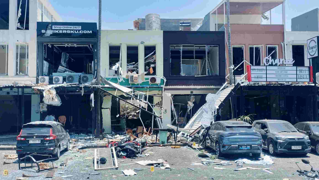 Ledakan di San Antonio Pakuwon City Surabaya